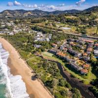 Aqualuna Beach Resort