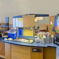 Express By Holiday Inn