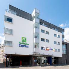 Express By Holiday Inn