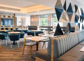 Express By Holiday Inn