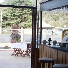 B.w Murchison Lodge