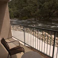 Yosemite View Lodge