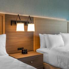 Holiday Inn Waterfront