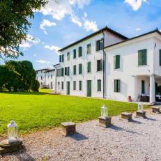 Golf & Wine Villa Policreti