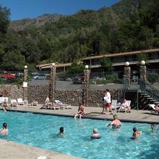 Cedar Lodge