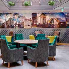 Holiday Inn