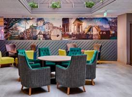 Holiday Inn