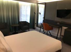 Holiday Inn