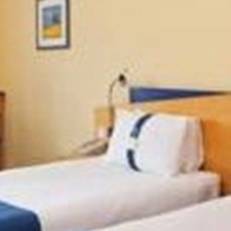Express By Holiday Inn
