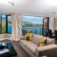 Oaks Shores