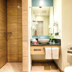 Holiday Inn