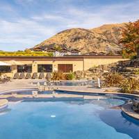 Grand Mercure Oakridge