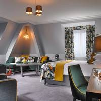 Carrigaline Court