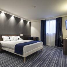Express By Holiday Inn