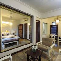 Sonesta Inn