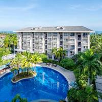 Yelan Bay Resort