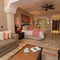 Grand Palladium White Sand Resort & Spa