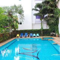 Naris Art Hotel