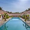 Leoney Resort