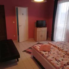 Tarr Apartmanok