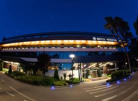 Metropolis Hotel