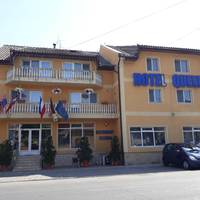 Hotel Queen