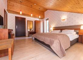 Hotel and Wine House Prie Parko 