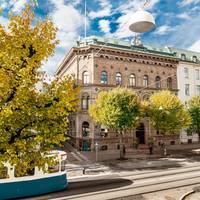 Elite Plaza Hotel 