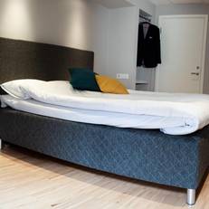 Moment Hotels 