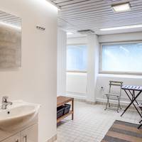 Hotel B8 