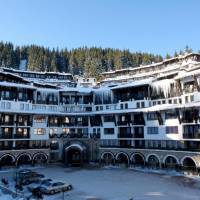 Grand Monastery Apartments 