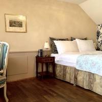 Townhouse Boutique Hotel 
