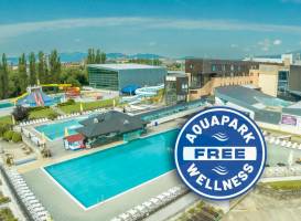 Hotel AquaCity Seasons 