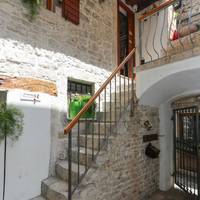Apartments Salvezani 