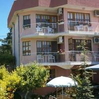 Jotina Guest House 
