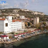 Irish Rover Hotel 