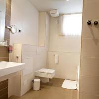 Birokrat Hotel 