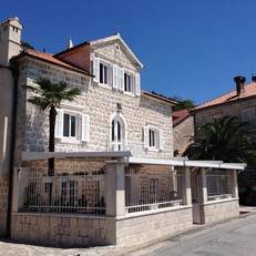 Palace Jelena 