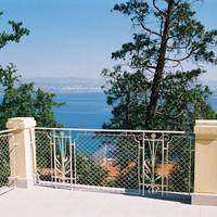 Hotel Lovran 