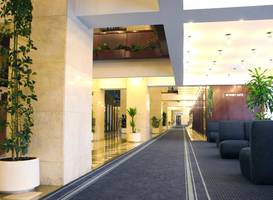 Hotel I 