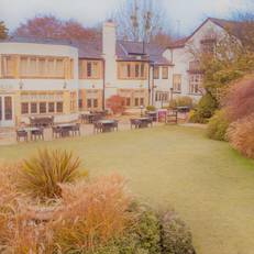 Mercure Box Hill Burford Bridge Hotel 