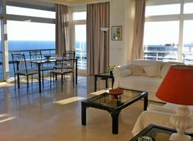 Apartamentos Torre de la Roca 