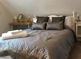The Cherry Tree Guest House 