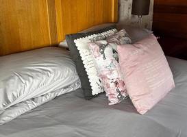 Dunroamin Bed and Breakfast 