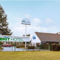 Kyriad Hotel Caen Memorial 