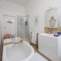 Trafford Bank Guest House 