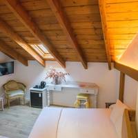 Hostal Les Monges Palace 