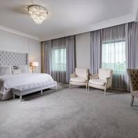 Carlton Shearwater Hotel 