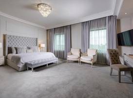 Carlton Shearwater Hotel 
