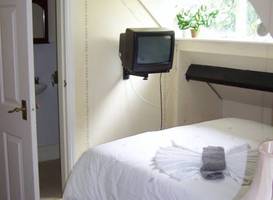 Featherstone Farm Hotel 